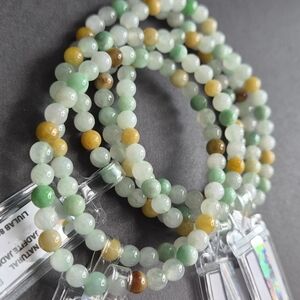 Elegant Multicolor Beaded Bracelet